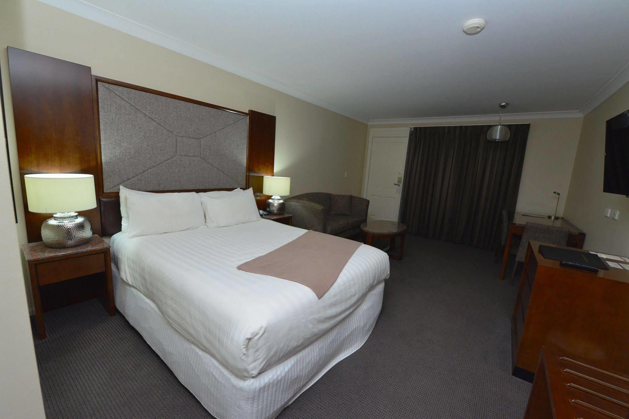 Winning Post Motor Inn Mudgee Ngoại thất bức ảnh